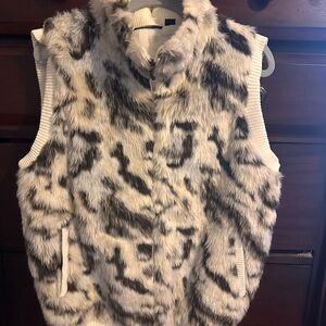 Faux Fur Animal Print Vest